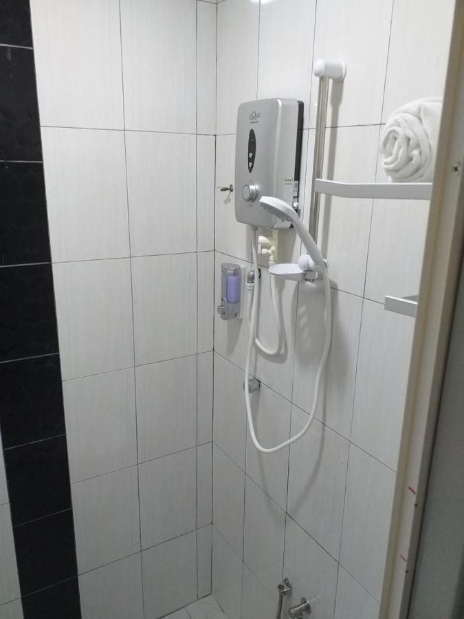Cinta hotel Orange Near Palm Mall 2*
